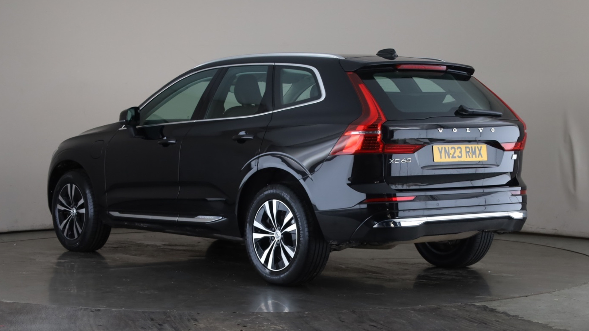 2.0 T6 [350] RC PHEV Core Bright 5dr AWD Gtron