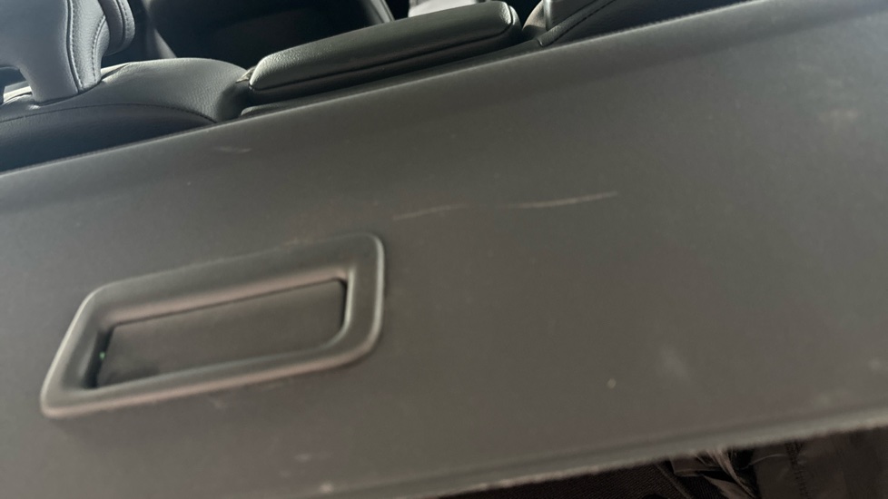 VOLVO XC60 scratches