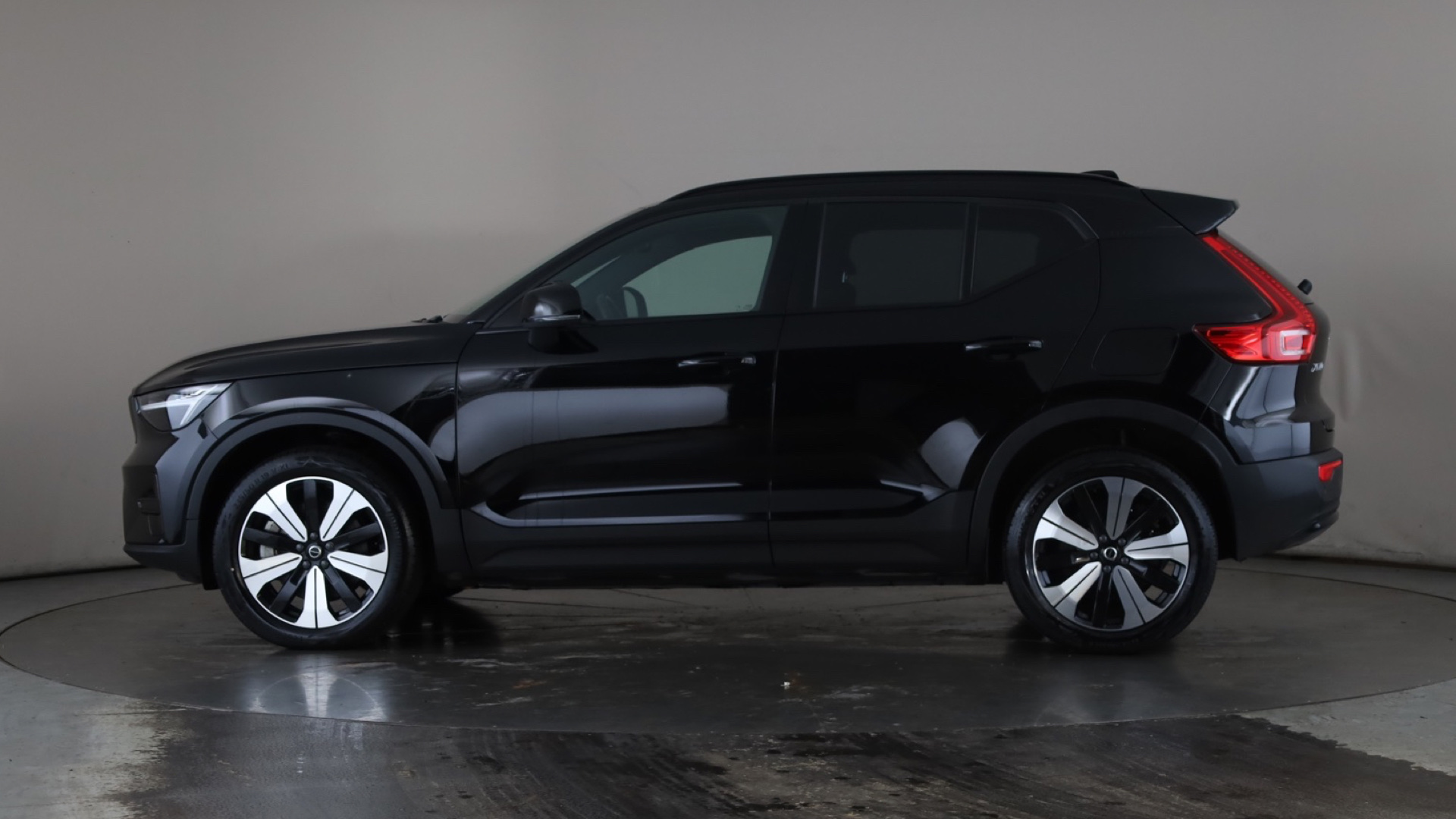 170kW Recharge Core 69kWh 5dr Auto