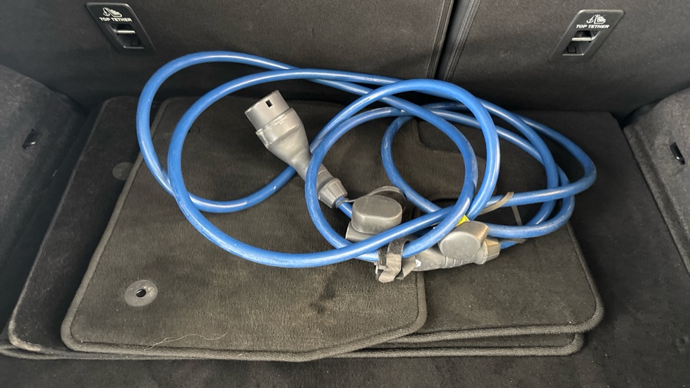 FORD MUSTANG MACH-E Image 22