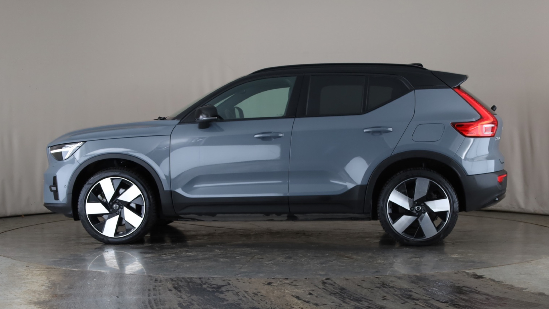 300kW Recharge Twin Ultimate 78kWh 5dr AWD Auto [2023]