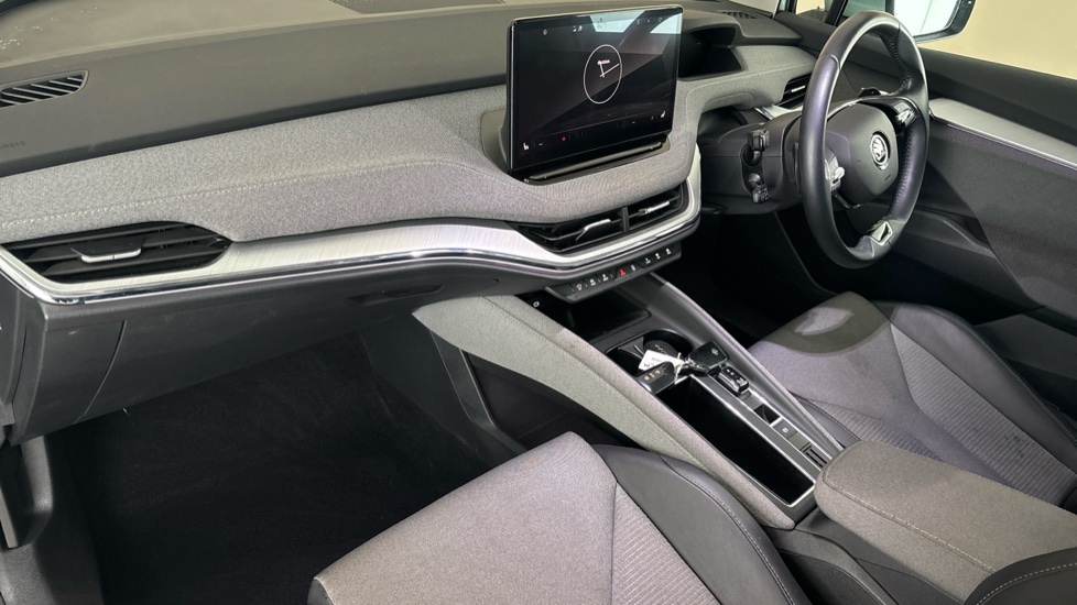 SKODA ENYAQ Image 10