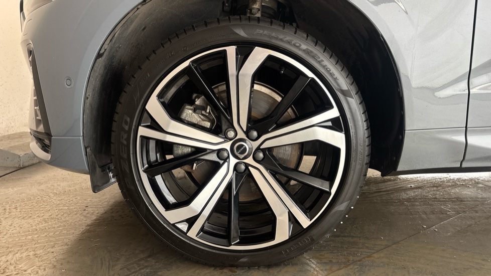 VOLVO XC60 Image 17