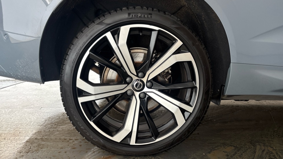 VOLVO XC60 Image 19