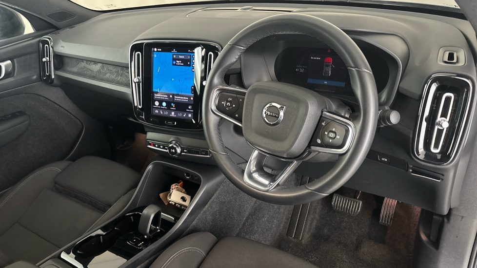 VOLVO C40 Image 9