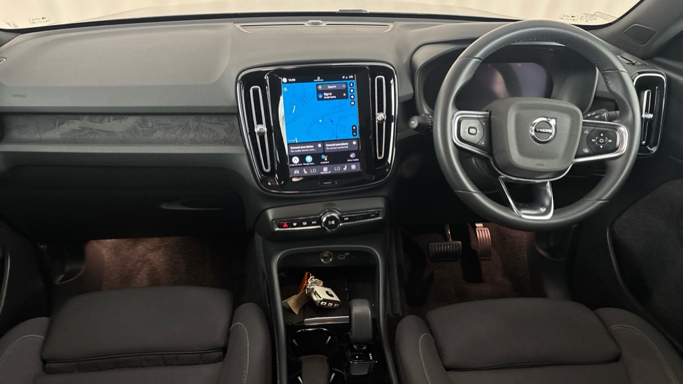 VOLVO C40 Image 11