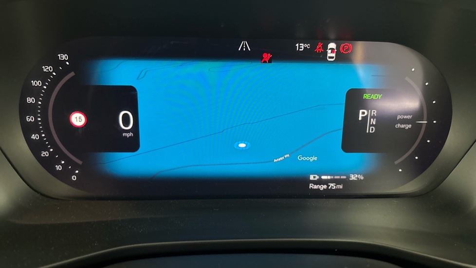 VOLVO C40 Image 13
