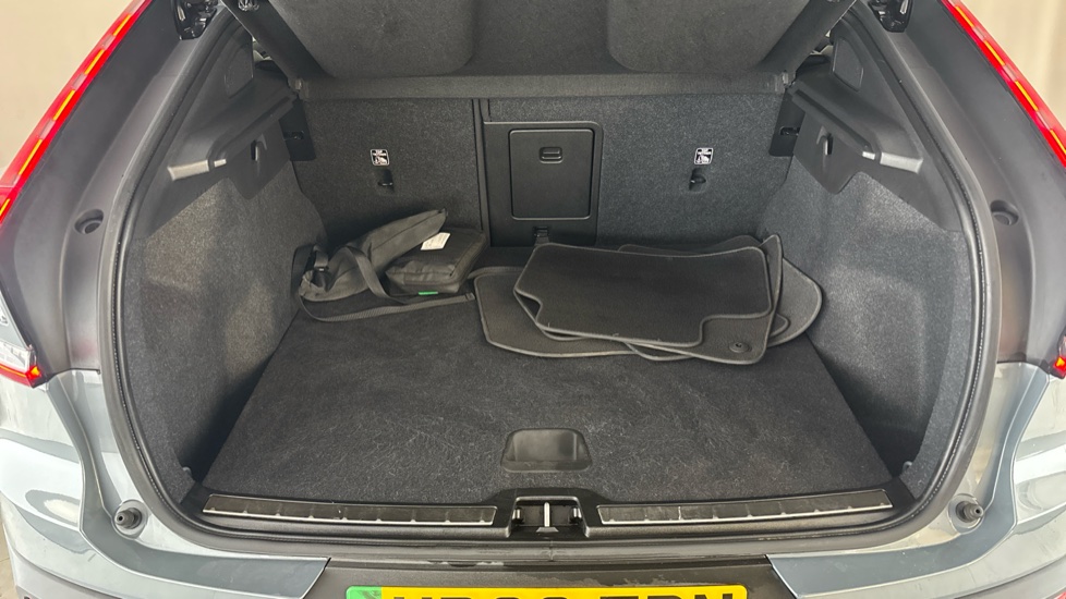 VOLVO C40 Image 15