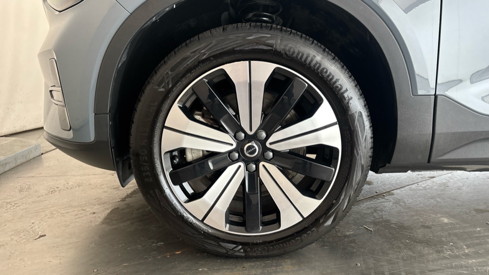 VOLVO C40 Image 17