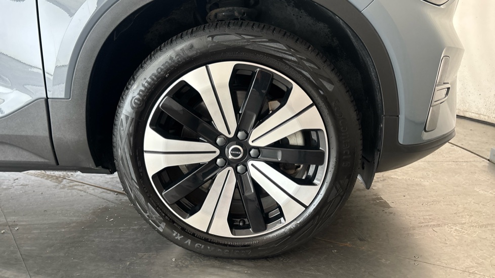 VOLVO C40 Image 20