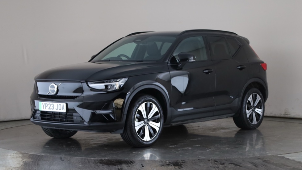 Used VOLVO XC40