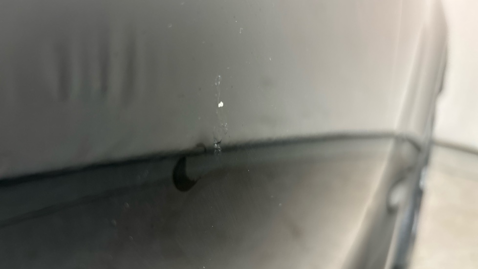 VOLVO XC40 Scratches and dent