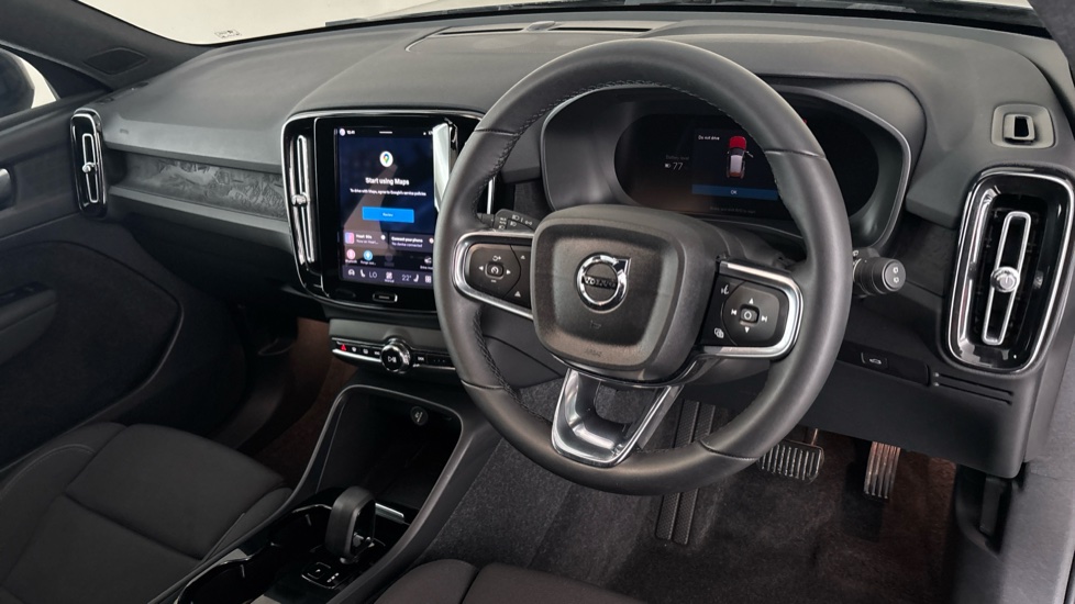 VOLVO XC40 Image 9