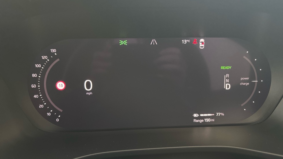 VOLVO XC40 Image 13