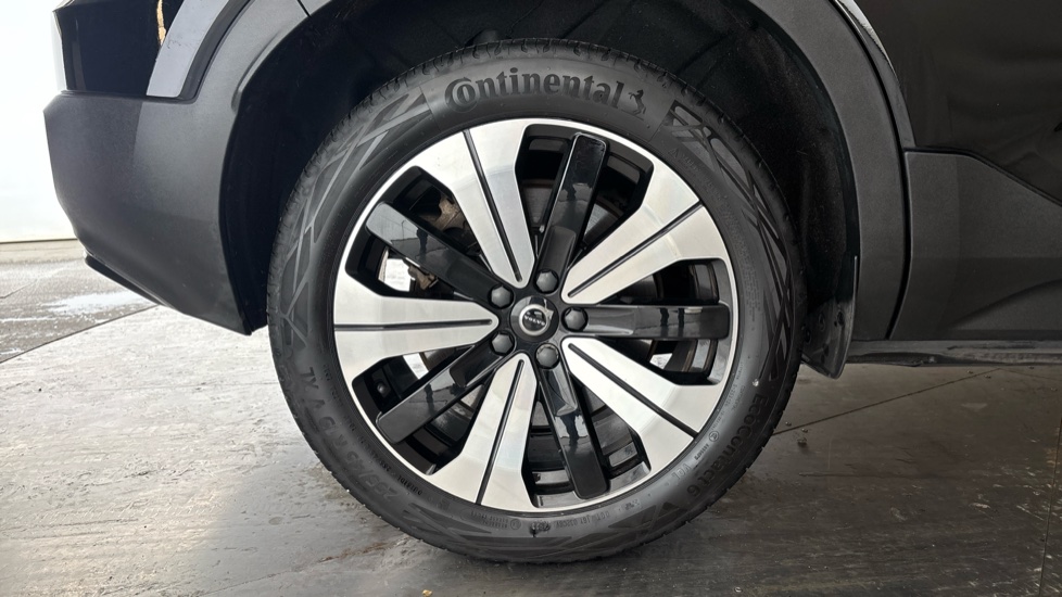 VOLVO XC40 Image 19
