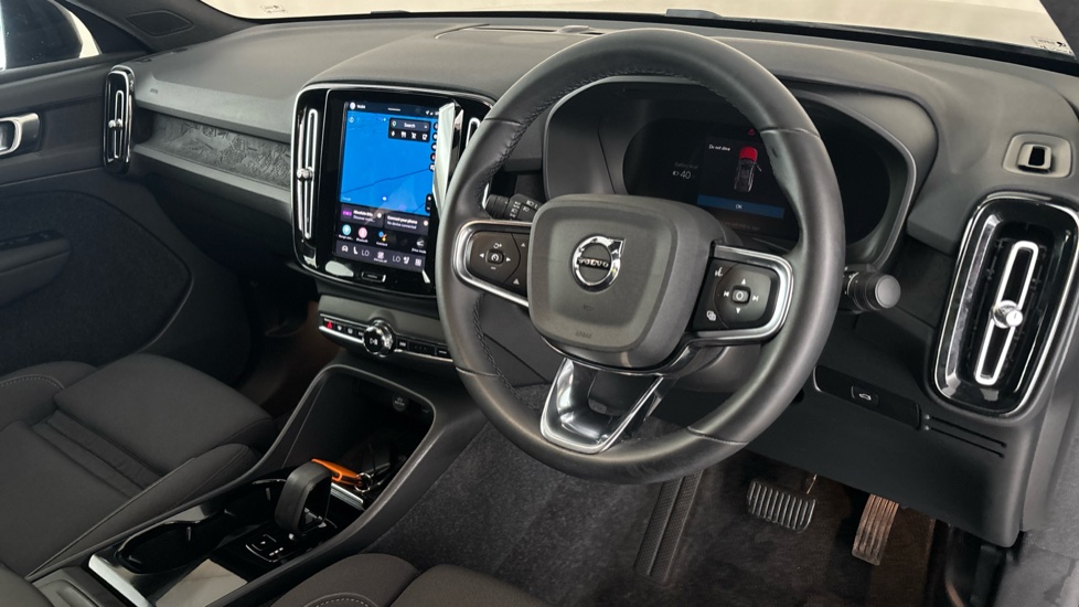 VOLVO C40 Image 9