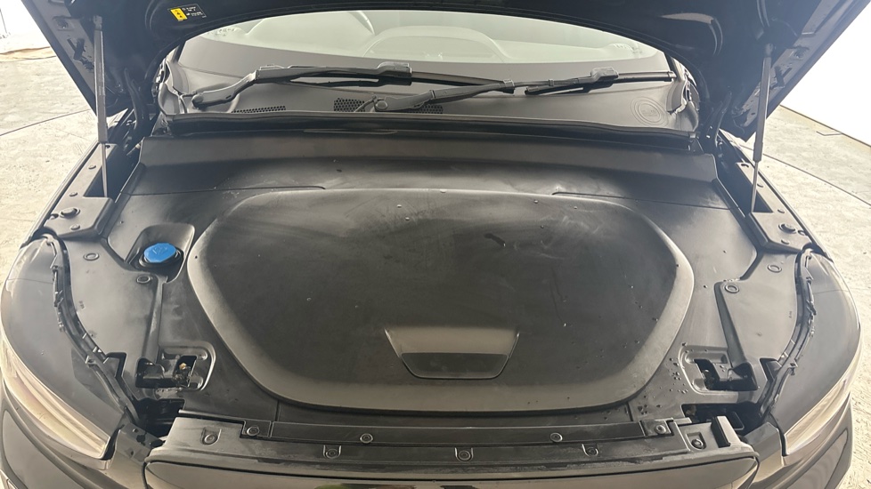 VOLVO C40 Image 16