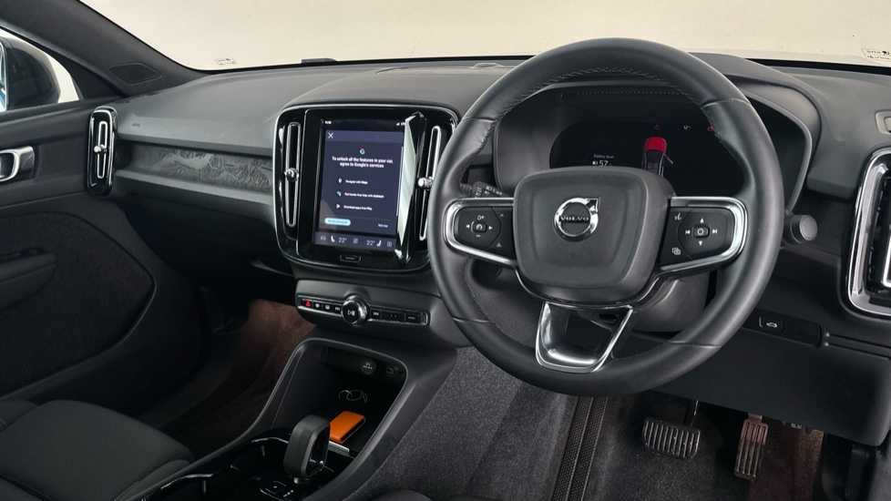 VOLVO C40 Image 9