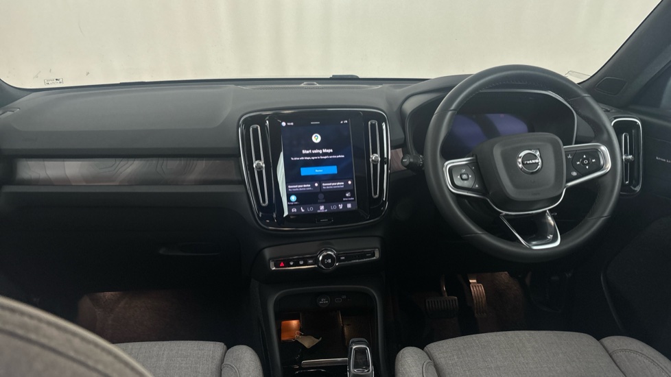 VOLVO XC40 Image 11