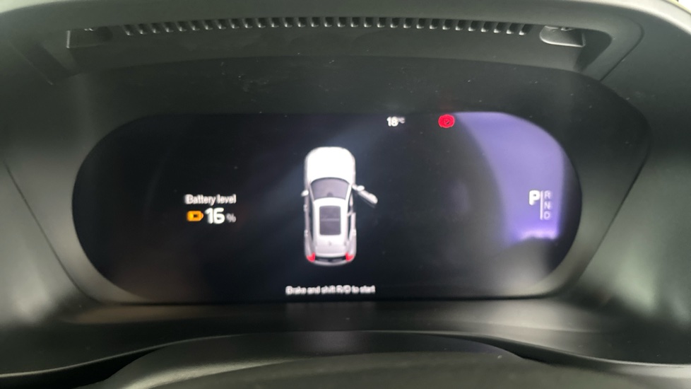 VOLVO XC40 Image 13