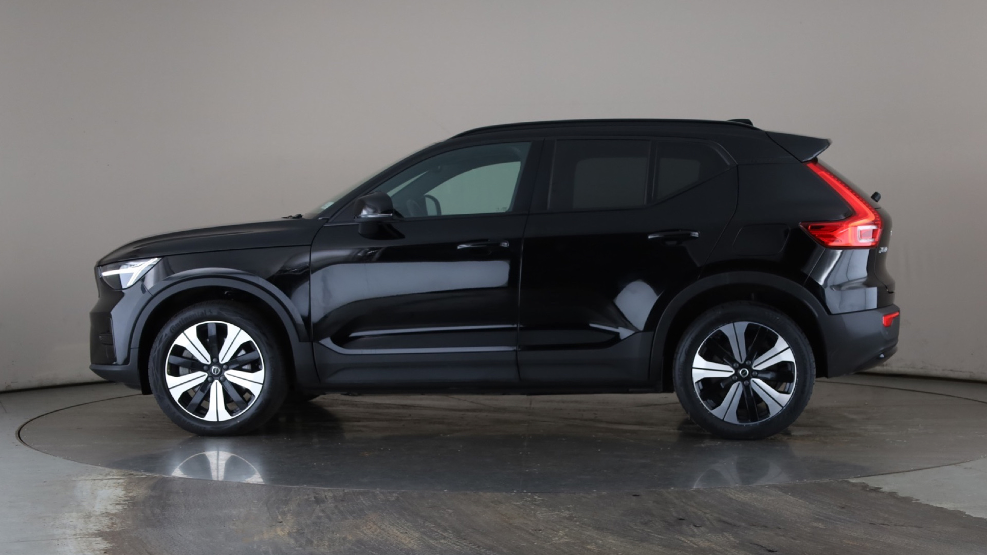 170kW Recharge Core 69kWh 5dr Auto