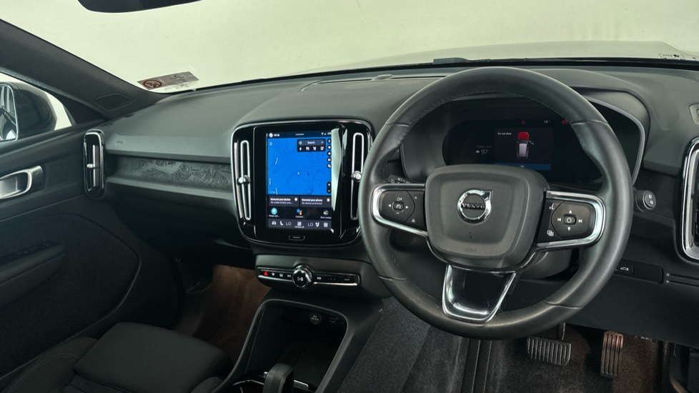 VOLVO XC40 Image 9