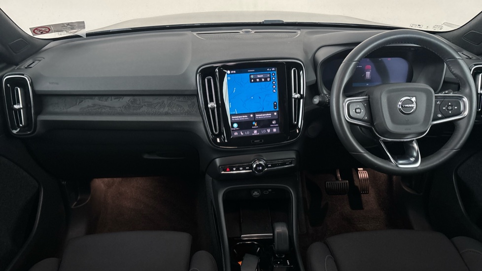 VOLVO XC40 Image 11