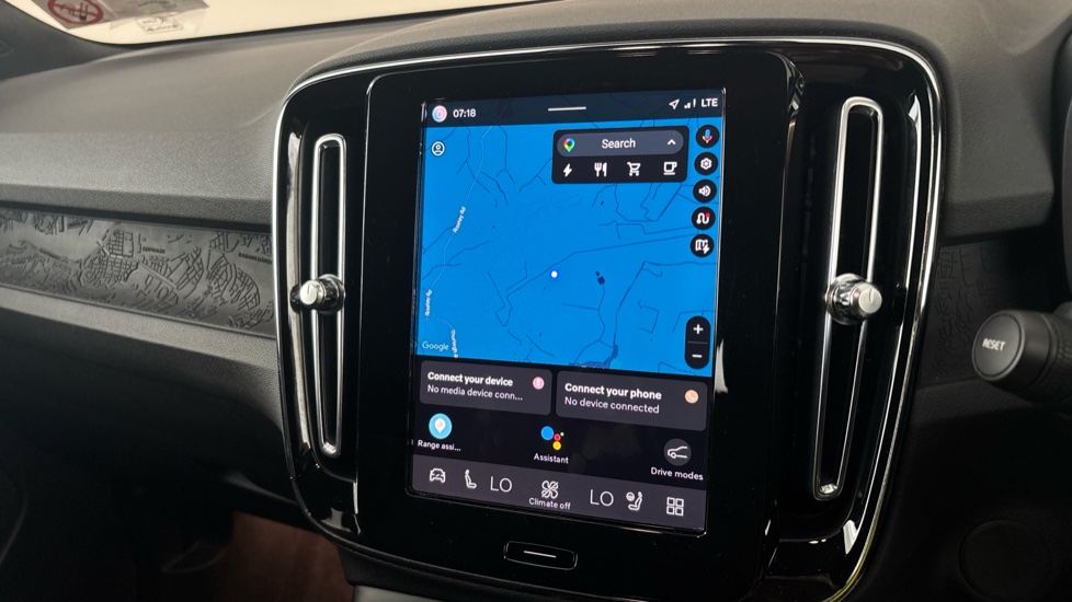 VOLVO XC40 Image 12