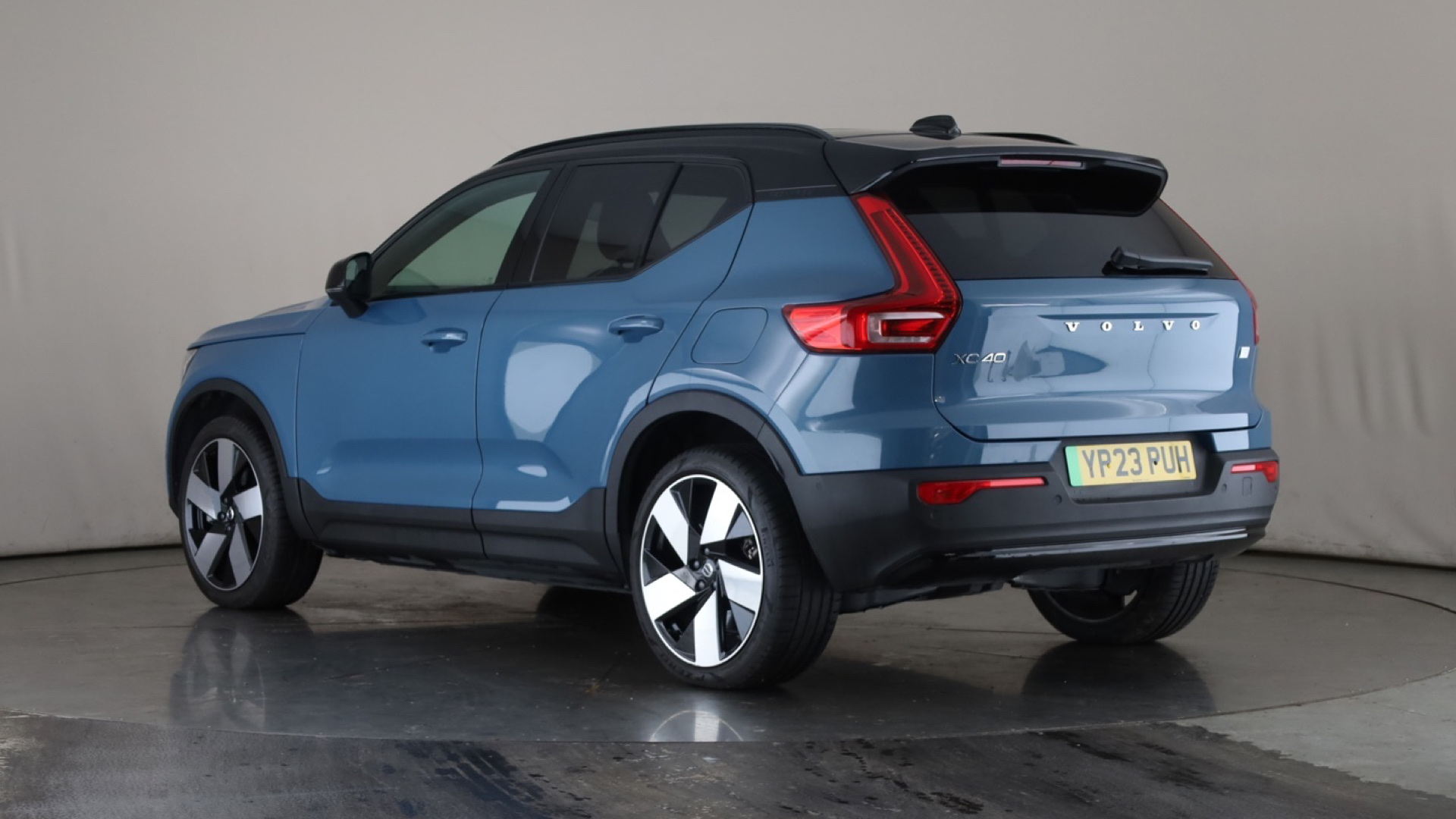 300kW Recharge Twin Ultimate 78kWh 5dr AWD Auto