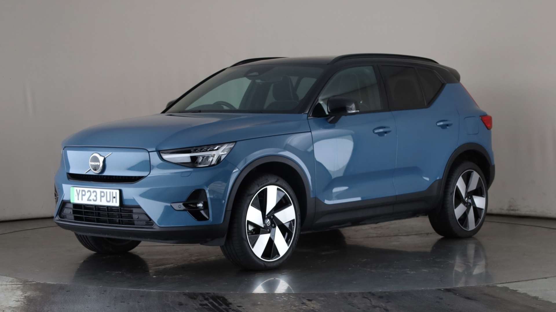 300kW Recharge Twin Ultimate 78kWh 5dr AWD Auto
