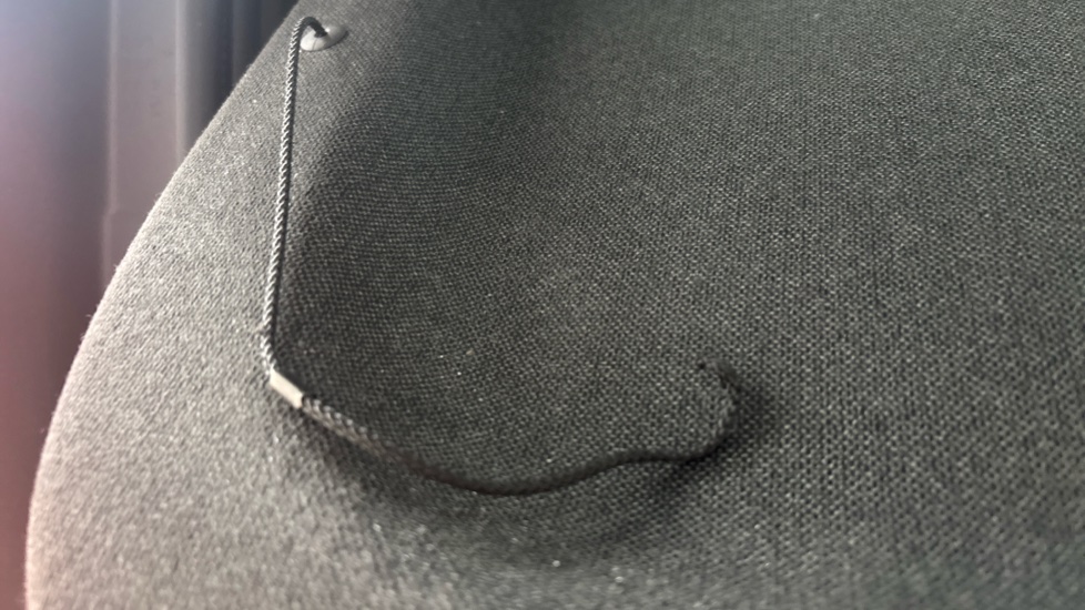 VOLVO C40 damaged