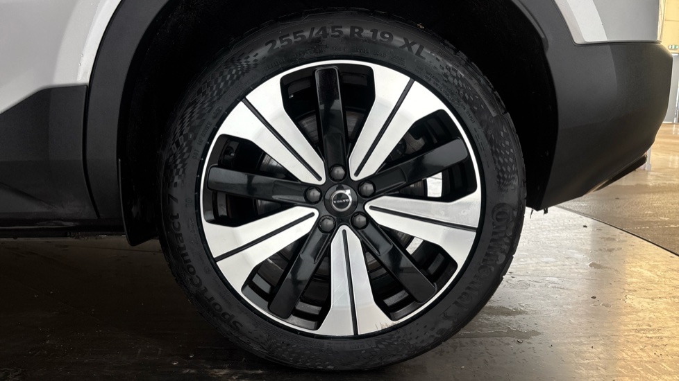 VOLVO C40 Image 18