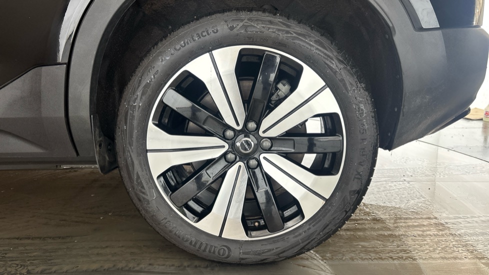 VOLVO XC40 Image 18