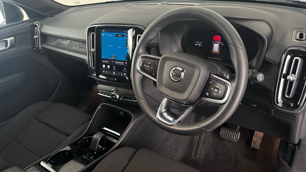 VOLVO XC40 Image 9