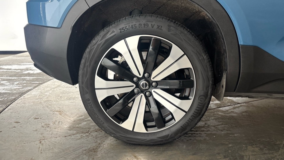 VOLVO XC40 Image 19