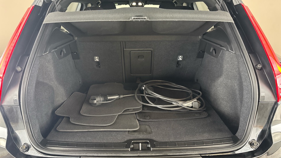 VOLVO XC40 Image 15