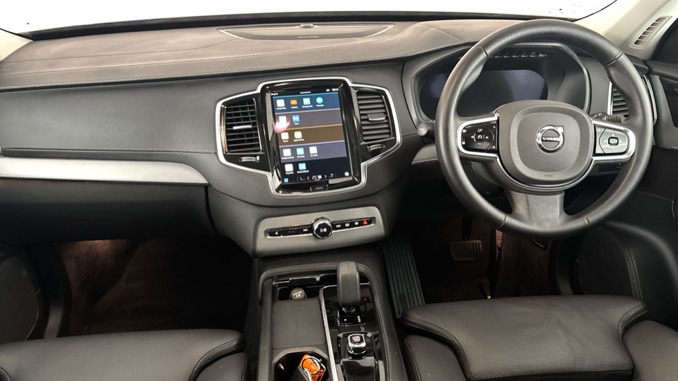 VOLVO XC90 Image 11