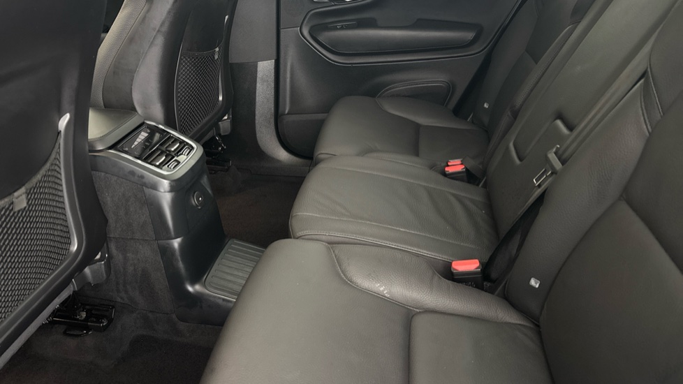 VOLVO XC90 Image 14