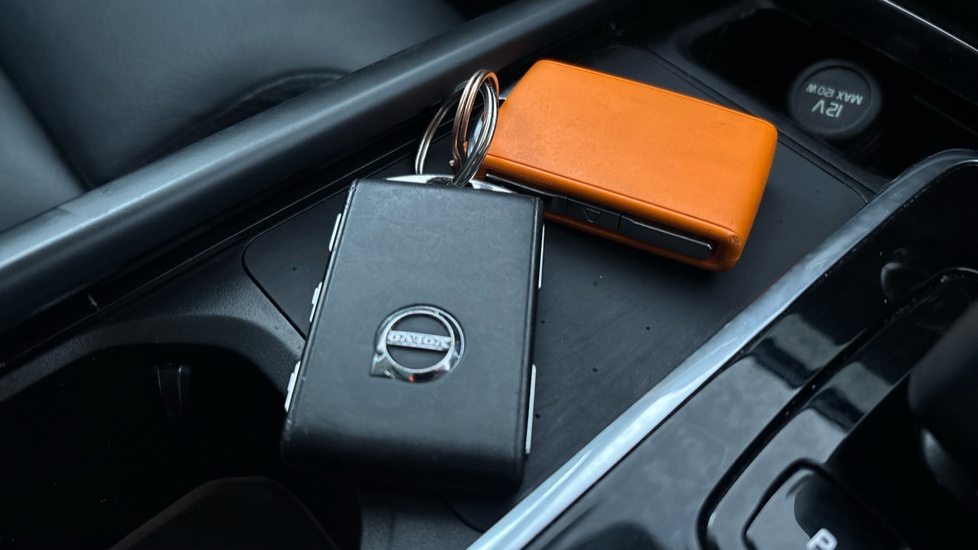 VOLVO XC90 2 keys