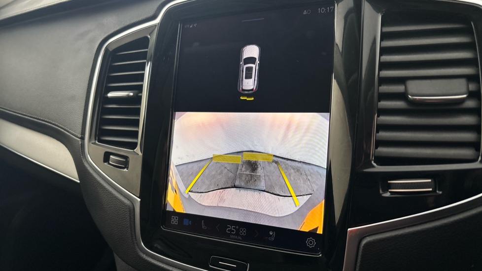 VOLVO XC90 reverse camera