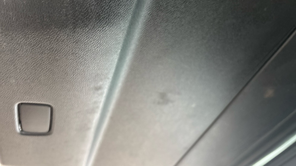 VOLVO XC60 scuff