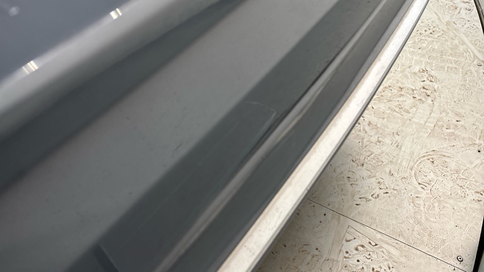 VOLVO XC60 dent
