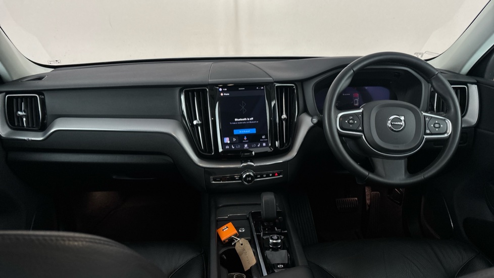 VOLVO XC60 Image 11