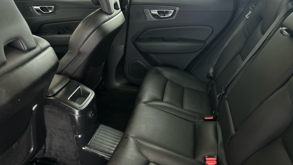 VOLVO XC60 Image 14