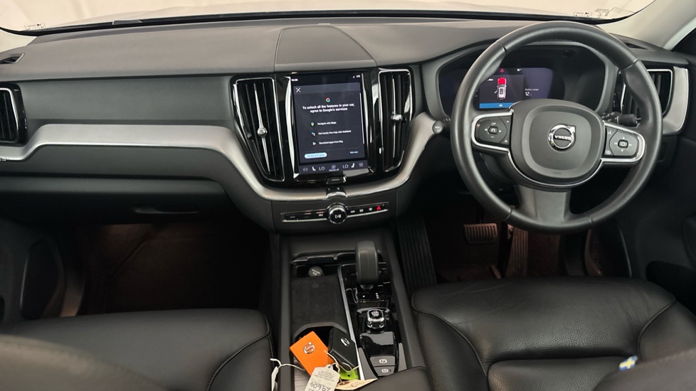 VOLVO XC60 Image 11