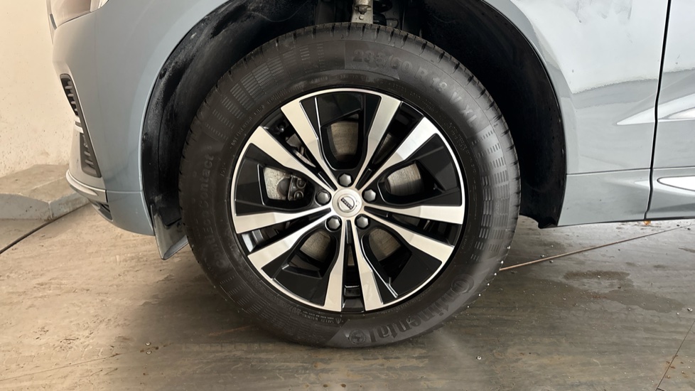 VOLVO XC60 Image 17