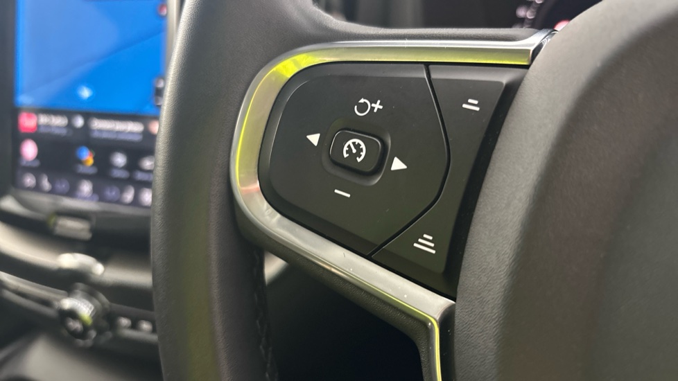 VOLVO XC60 cruise control