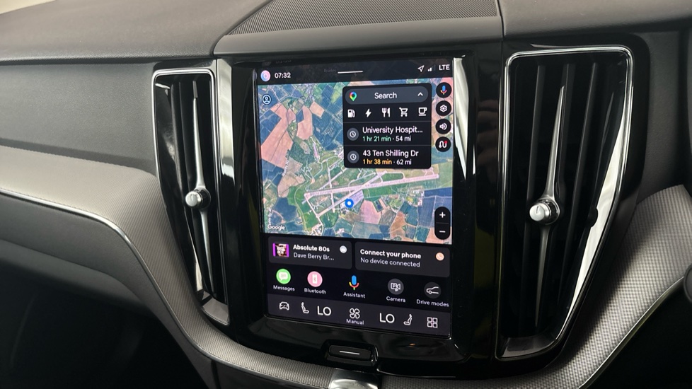 VOLVO XC60 Image 12