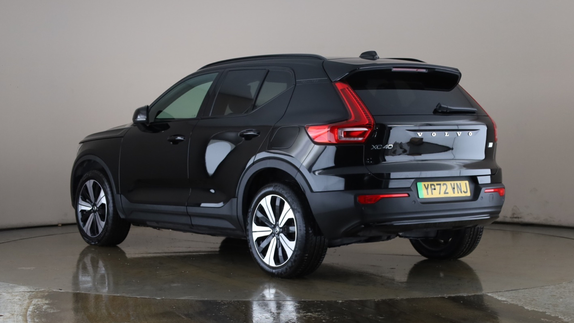 4027699 170kW Recharge Core 69kWh 5dr Auto