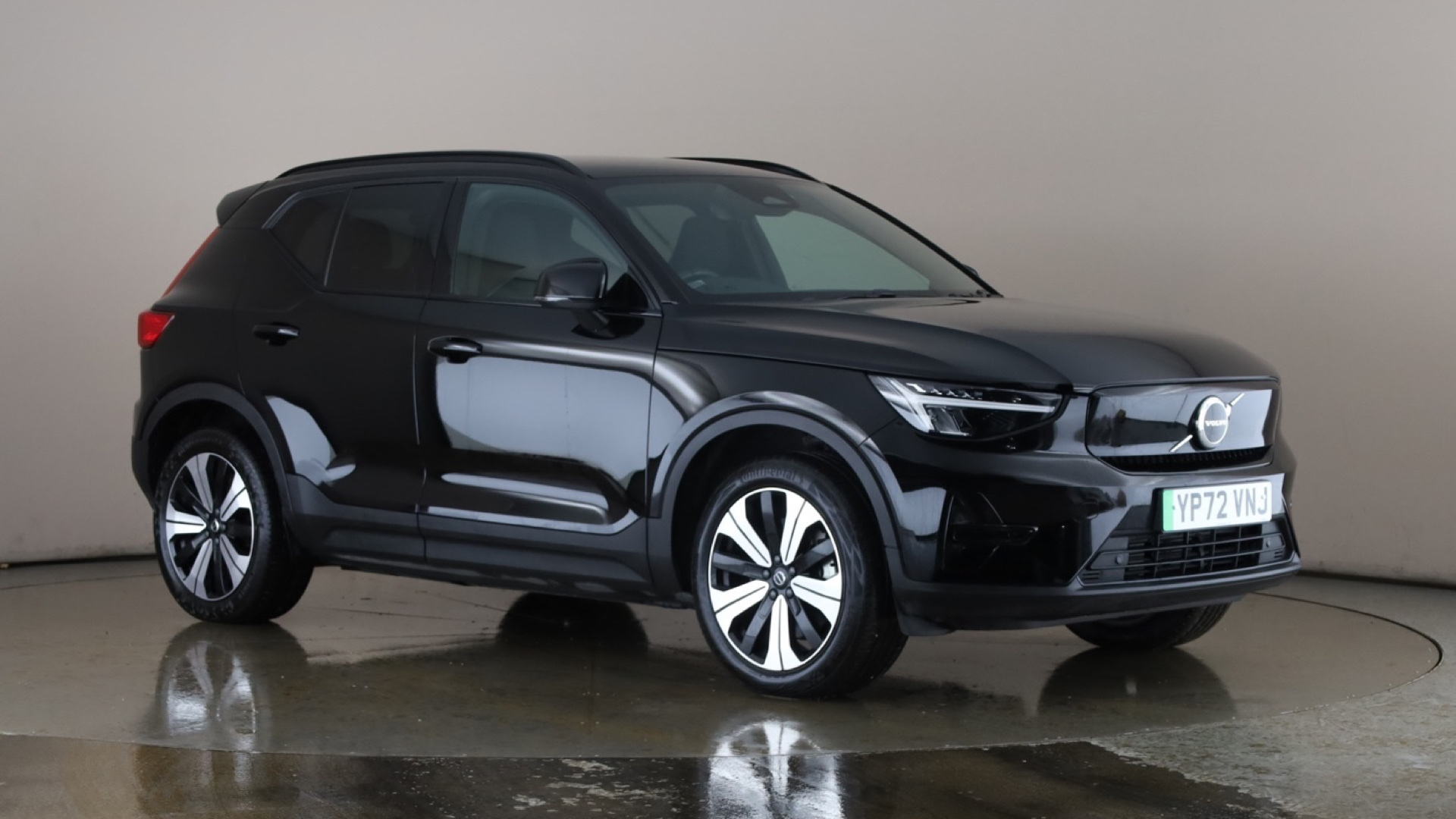 4027699 170kW Recharge Core 69kWh 5dr Auto